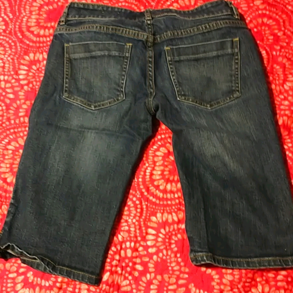 The limited bermuda jean shorts